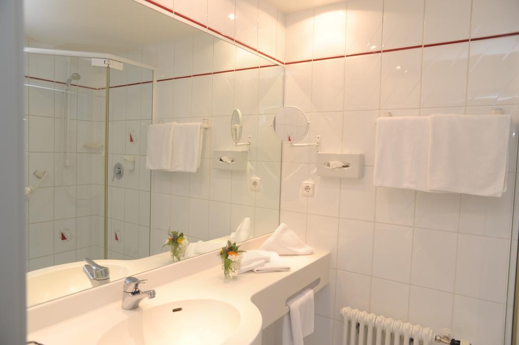 Hotel Gasthaus Adler باد والدسي الغرفة الصورة